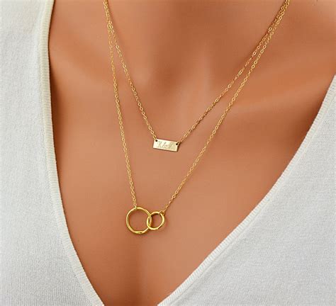 personalized jewelry for women.